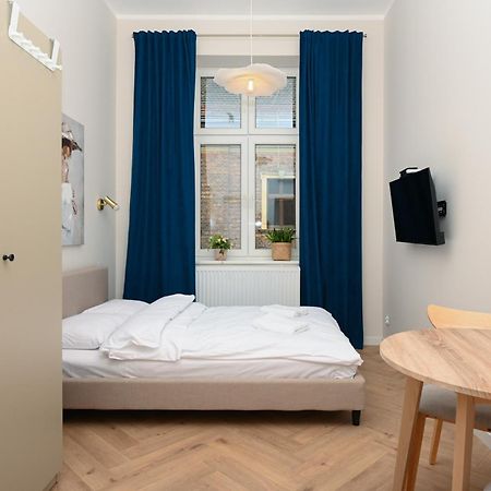 Rentplanet - Studio Plac Matejki Krakau Exterior foto